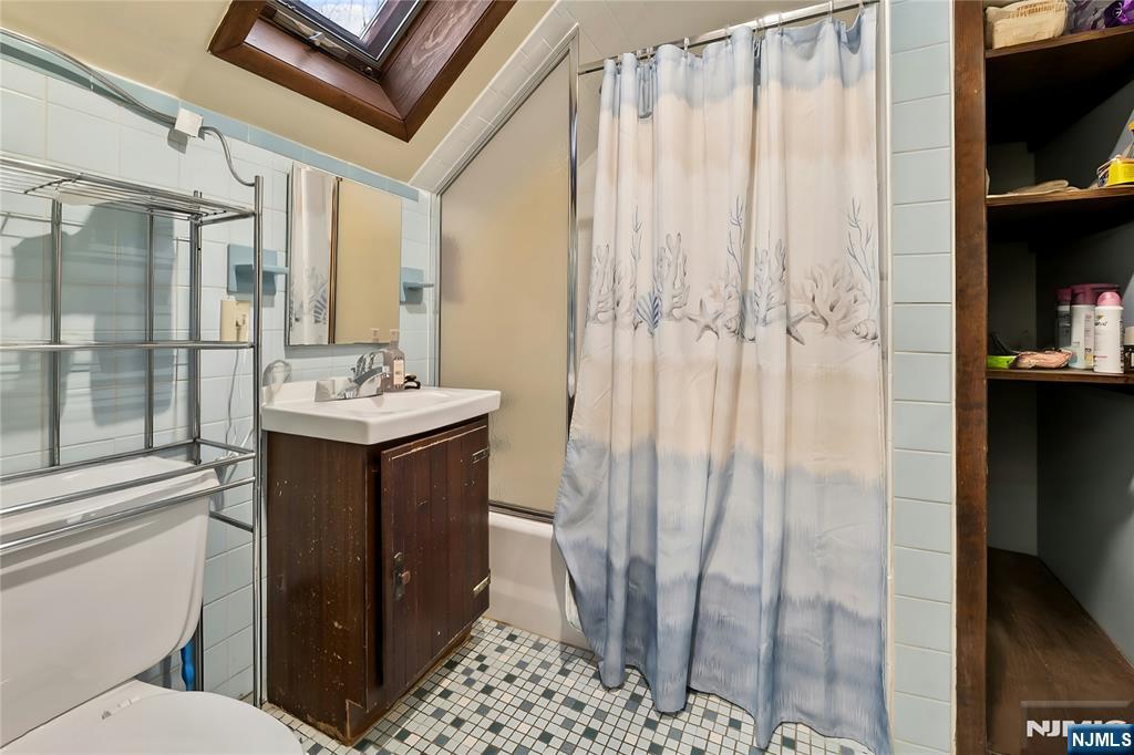 194 Saddle River Road Saddle Brook, NJ 07663 - Photo 28 of 45