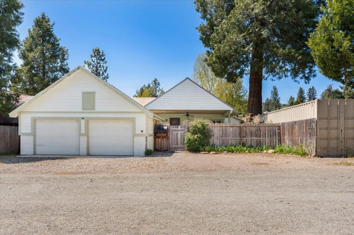220 Squaw Valley Road McCloud, CA 96057 - Photo 14 of 37 Gallery Image 14
