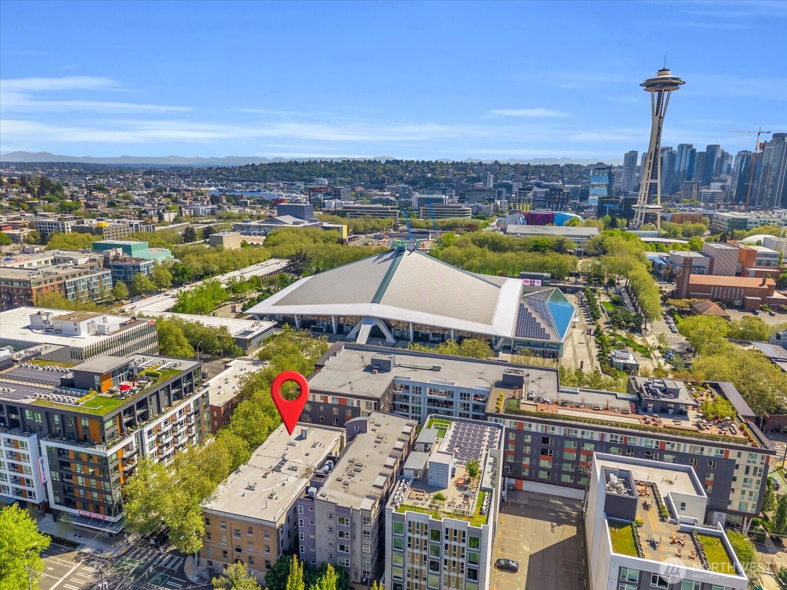7 Harrison Street, Unit 17 Seattle, WA 98109 - Photo 20 of 20 a picture of city view with sitting space