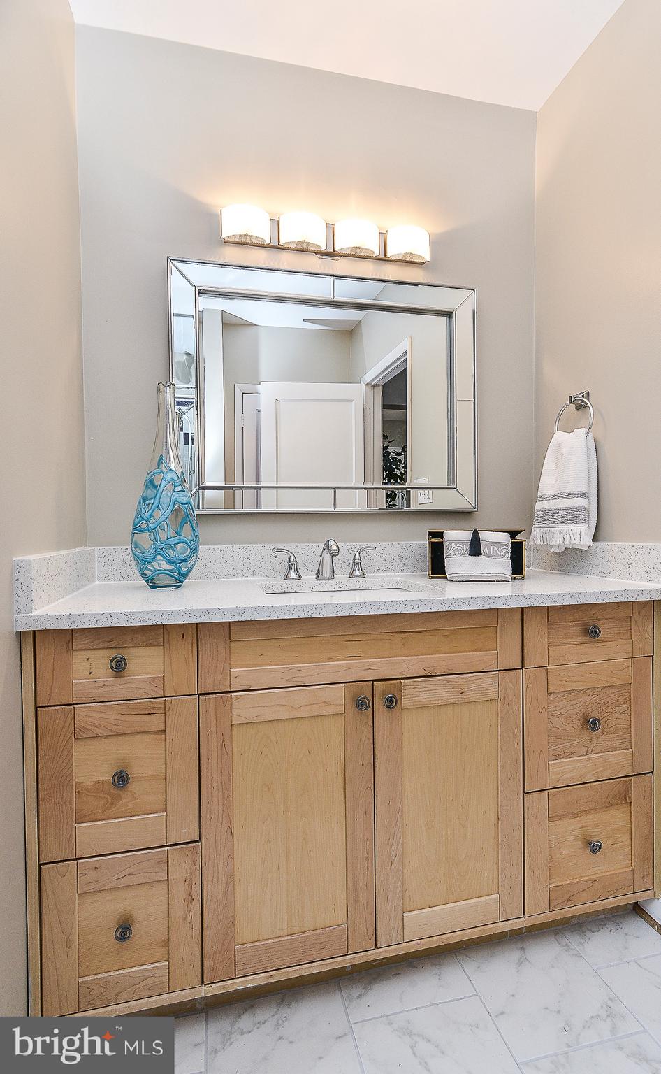 1212 Summit Road McLean, VA 22101 - Photo 15 of 31 Master Bath