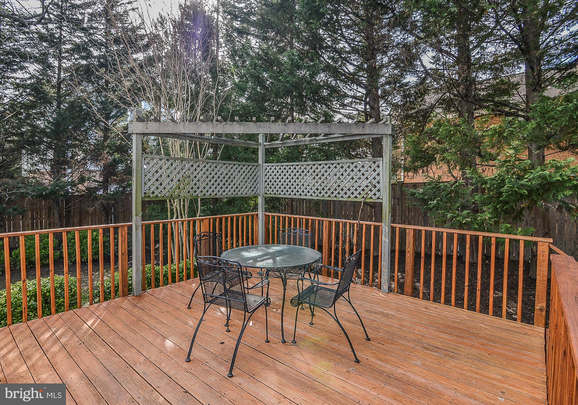 1212 Summit Road McLean, VA 22101 - Photo 26 of 31 Deck off Great Room