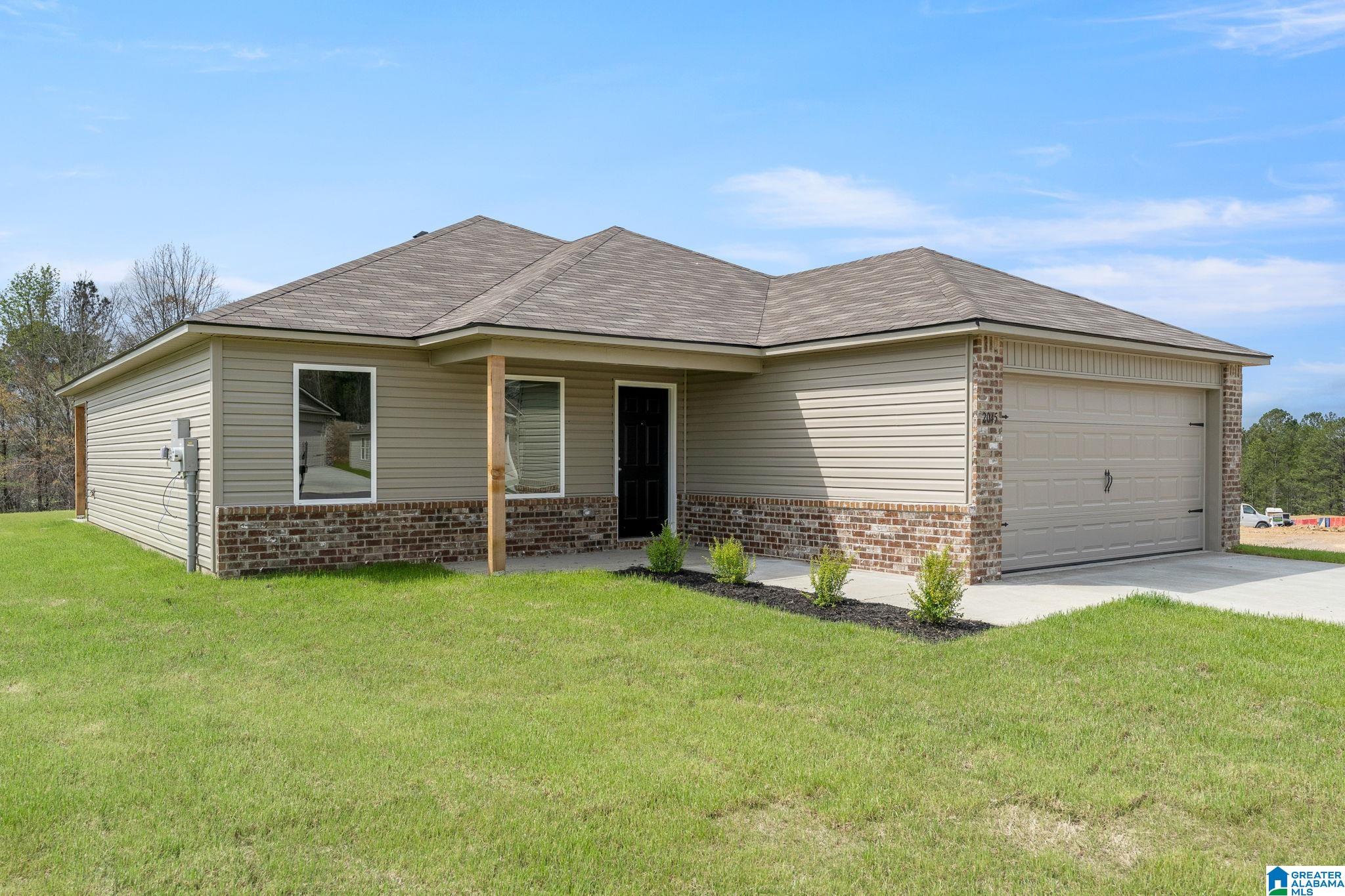 876 Camden Loop Calera, AL 35040 - Photo 2 of 27