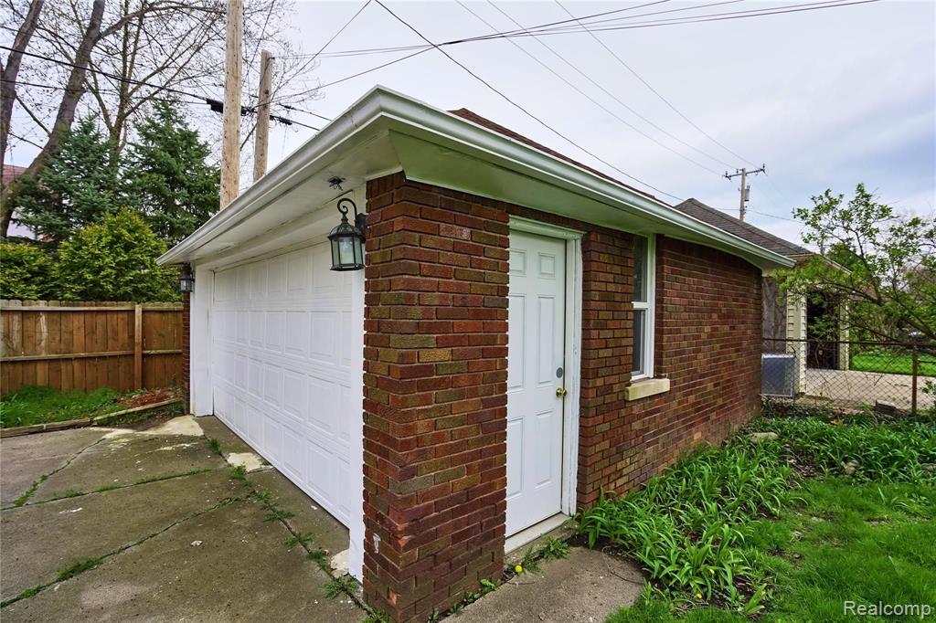 1430 Devonshire Road Grosse Pointe Park, MI 48230 - Photo 9 of 85