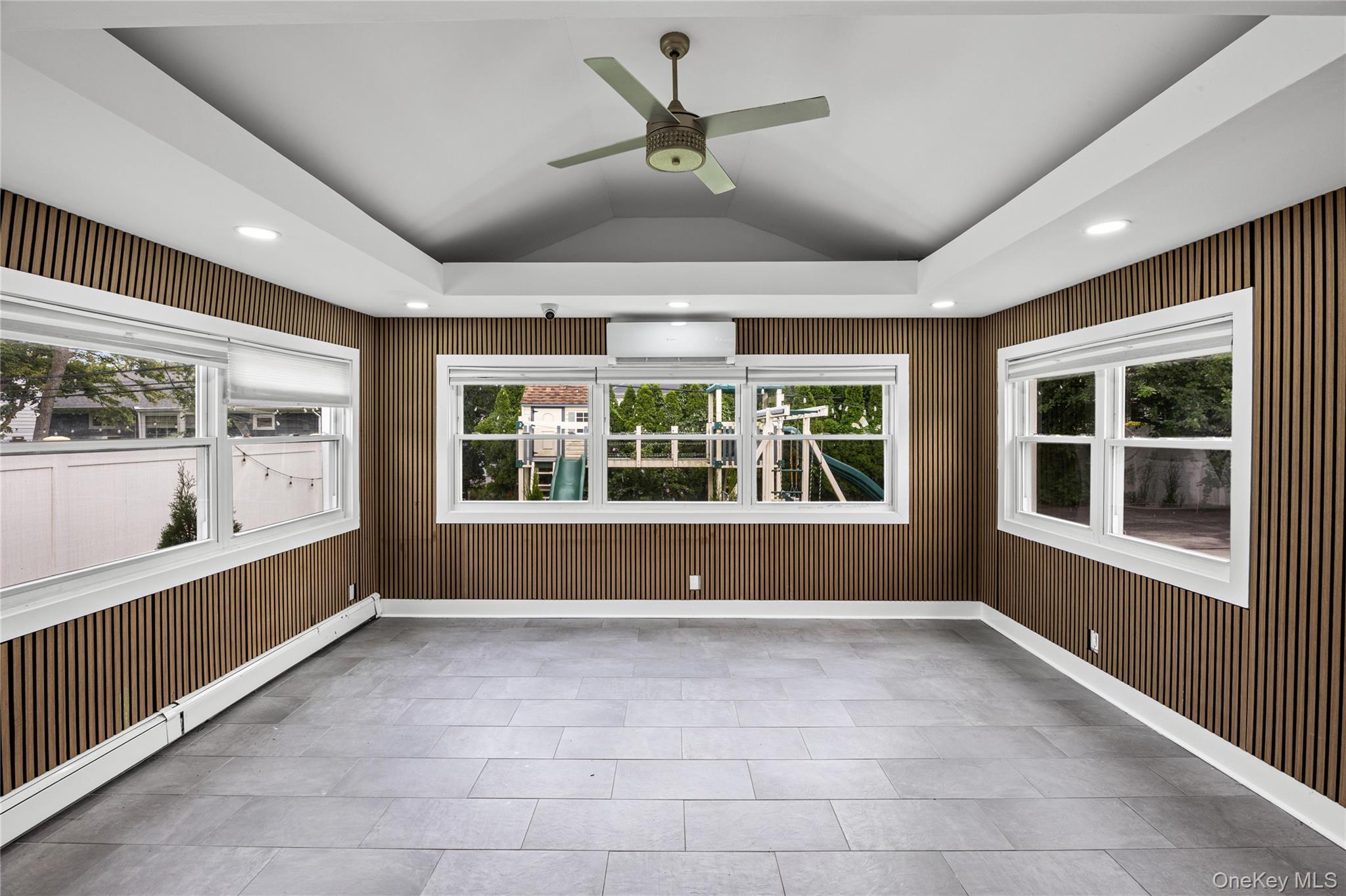 84 Rosedale Road Valley Stream, NY 11581 - Photo 16 of 44 Gallery Image 16