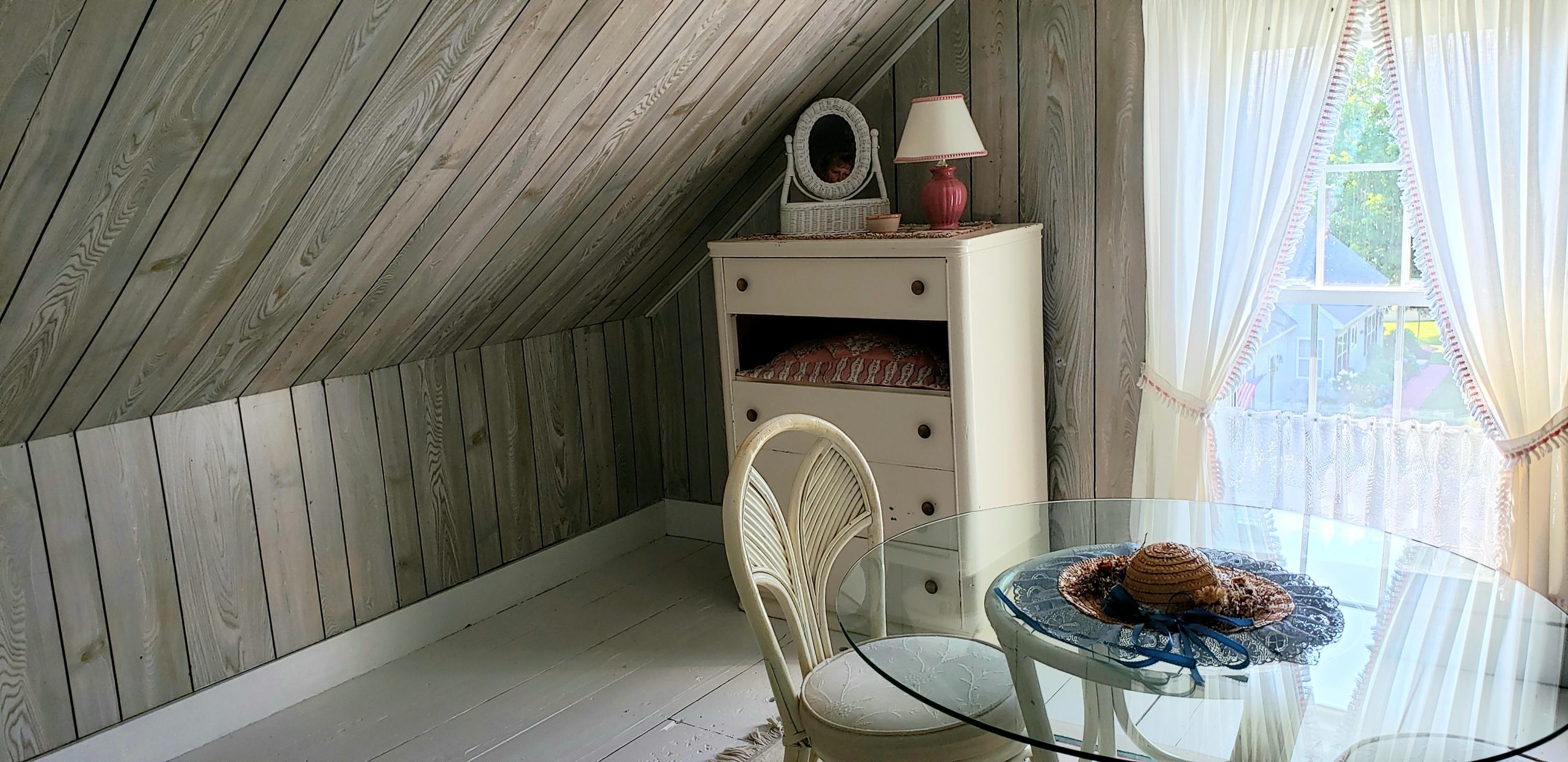 435 Paris Hill Road South Paris, ME 04281 - Photo 29 of 32 3rd.flr.rm.