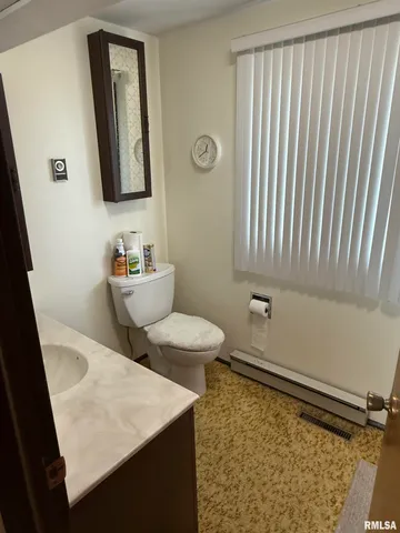 $228,000 | 8323 East Briney Road, Ipava, IL 61441