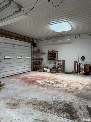 $228,000 | 8323 East Briney Road, Ipava, IL 61441