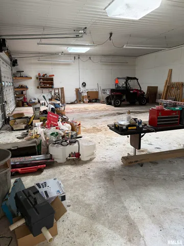 $228,000 | 8323 East Briney Road, Ipava, IL 61441