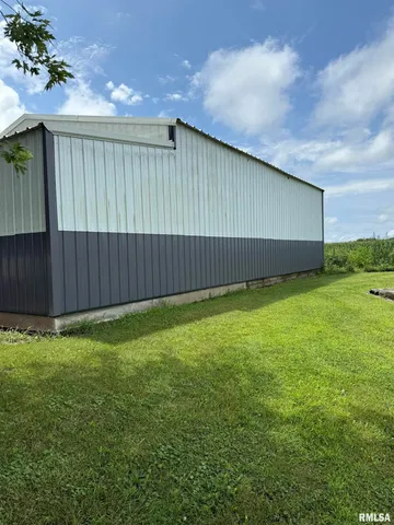 $228,000 | 8323 East Briney Road, Ipava, IL 61441