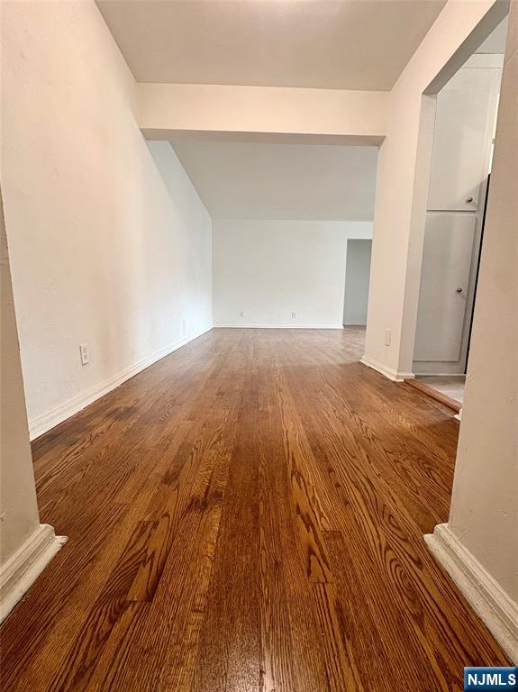 2205 North Central Road, Unit 4D Fort Lee, NJ 07024 - Photo 7 of 39