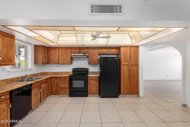 $3,000 | 1348 East Broadmor Drive, Tempe, AZ 85282