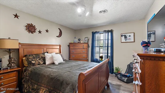 $350,000 | 6767 Highway 13, Morton, MS 39117