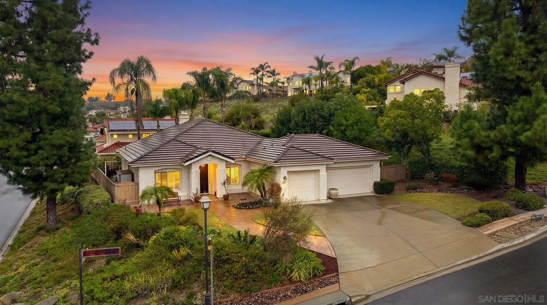 2011 Monarch Ridge Circle El Cajon, CA 92019 - Photo 2 of 41