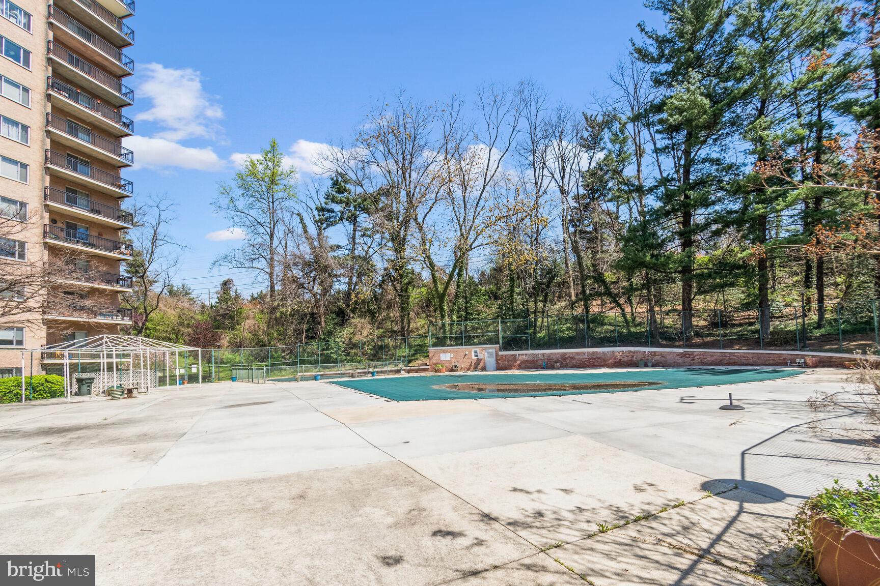 1900 Lyttonsville Road, Unit 403 Silver Spring, MD 20910 - Photo 14 of 18 Swimming Pool