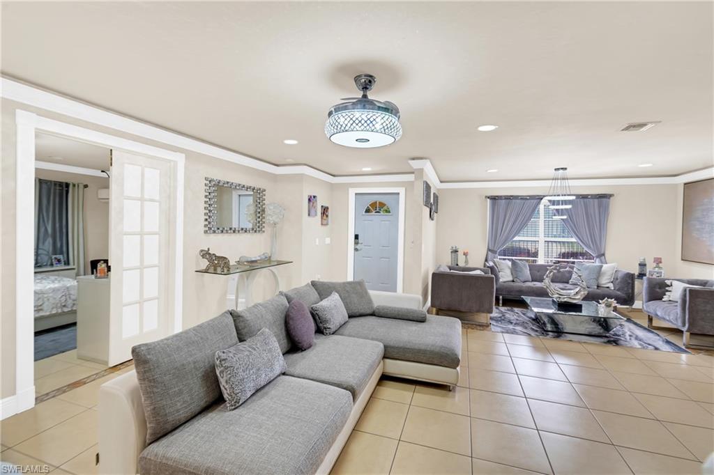 4587 25th Court Southwest Naples, FL 34116 - Photo 10 of 50