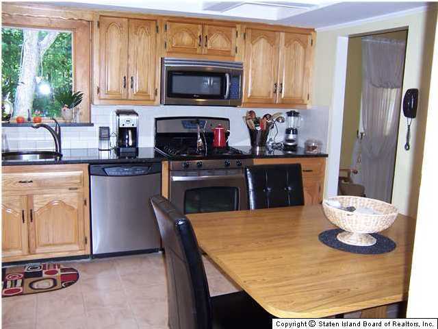 311 Mace Street Staten Island, NY 10306 - Photo 6 of 15 Additional Photo