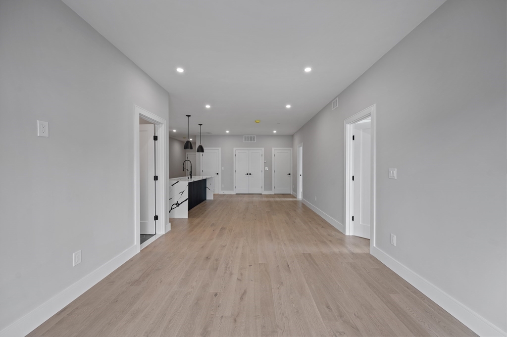 20 Whitney Road, Unit 5 Quincy, MA 02169 - Photo 6 of 8 Gallery Image 6