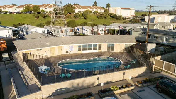 $394,900 | 3030 Oceanside Boulevard, Unit 44, Oceanside, CA 92054