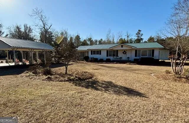 $210,000 | 425 Hunter Road, Baxley, GA 31513