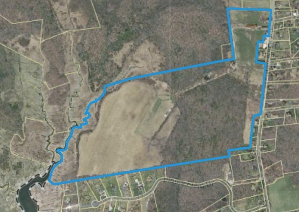 482 Smith Neck Road Dartmouth, MA 02748 - Photo 40 of 40 a bathroom with a shower and a mirror