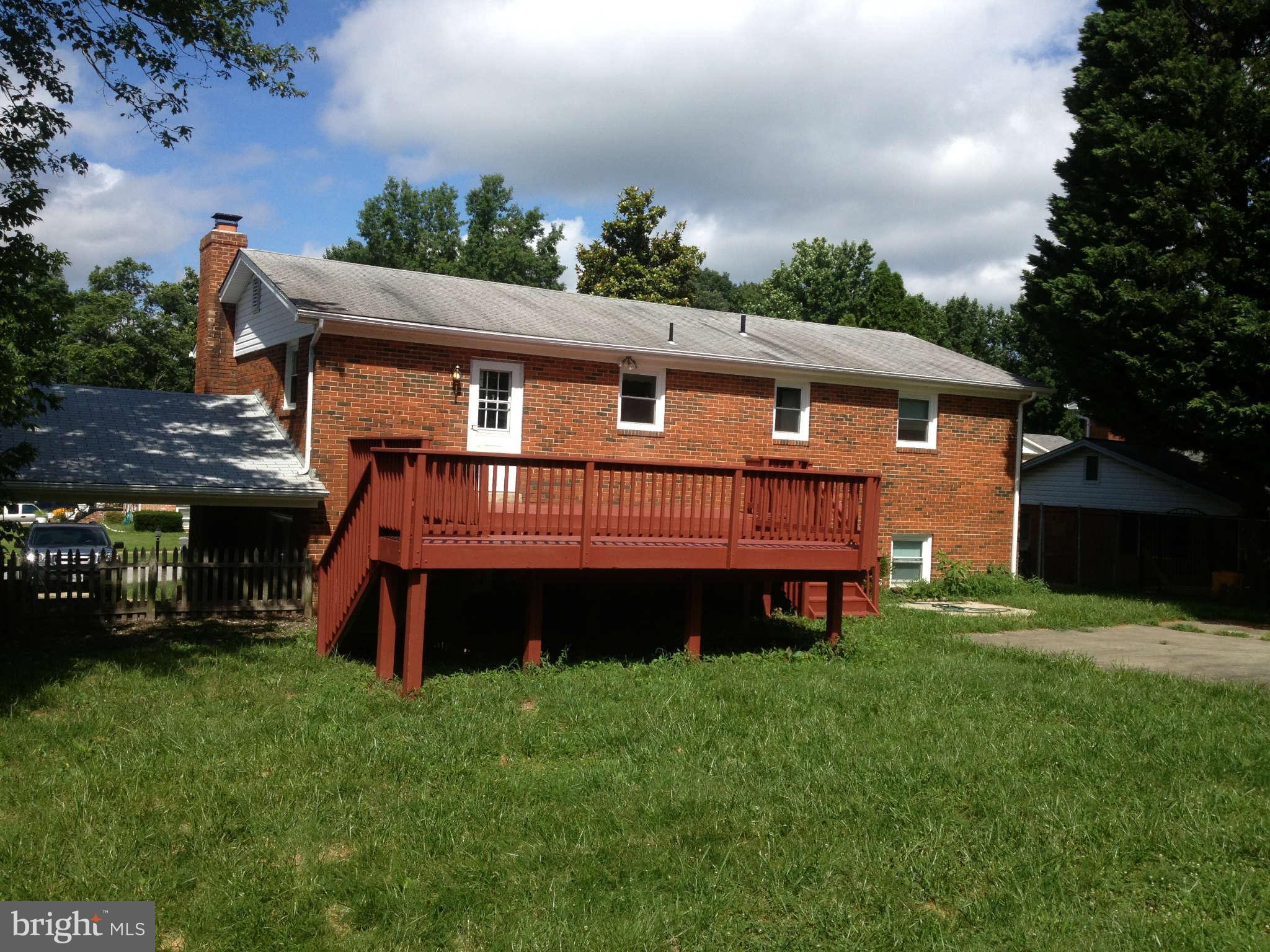 12828 Glynis Road Clinton, MD 20735 - Photo 22 of 24 Exterior Rear