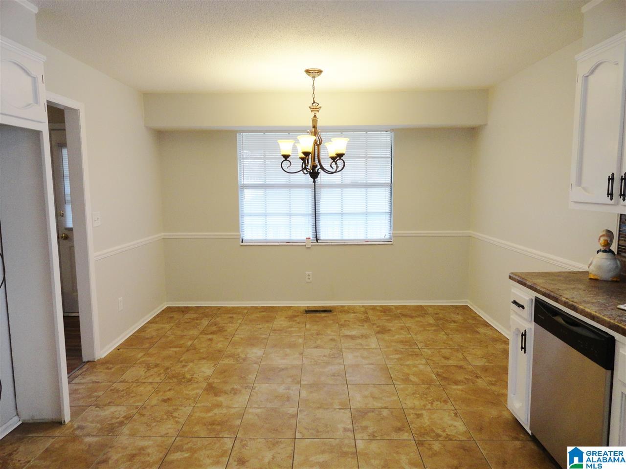 5013 Ellen Lane Adamsville, AL 35005 - Photo 9 of 33