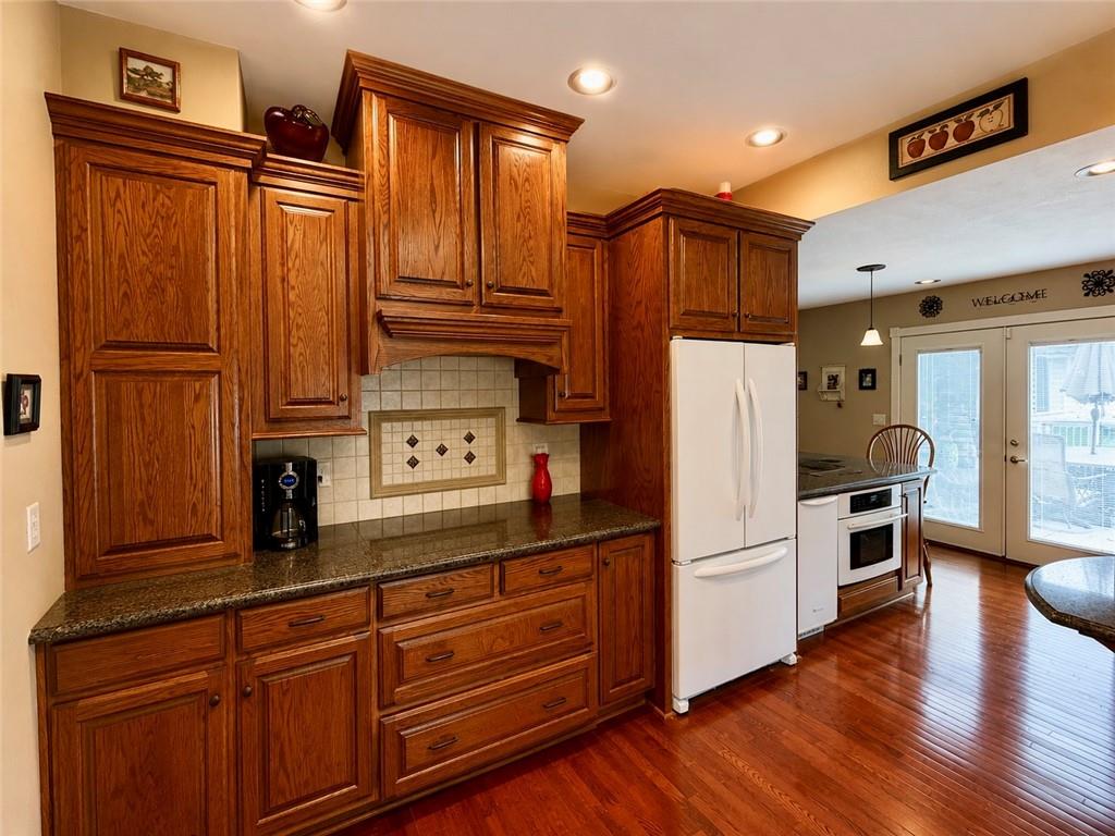 305 Fremont Street Wathena, KS 66090 - Photo 15 of 25