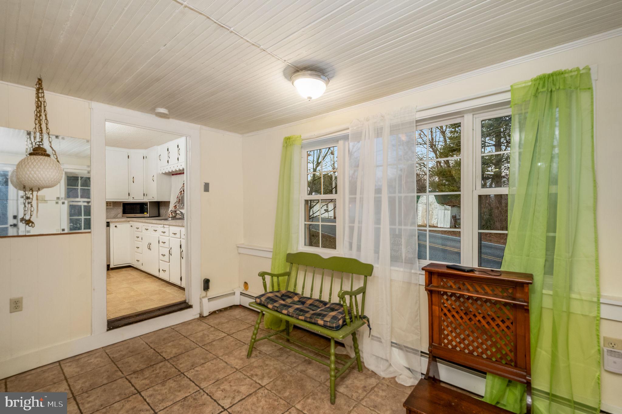 222 Briar Hill Road Lititz, PA 17543 - Photo 5 of 30