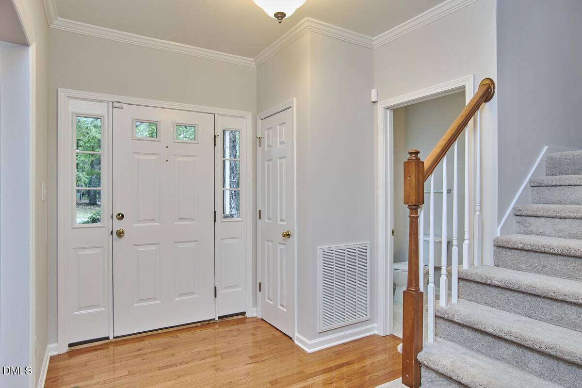 309 Blueridge Road Carrboro, NC 27510 - Photo 12 of 63 045