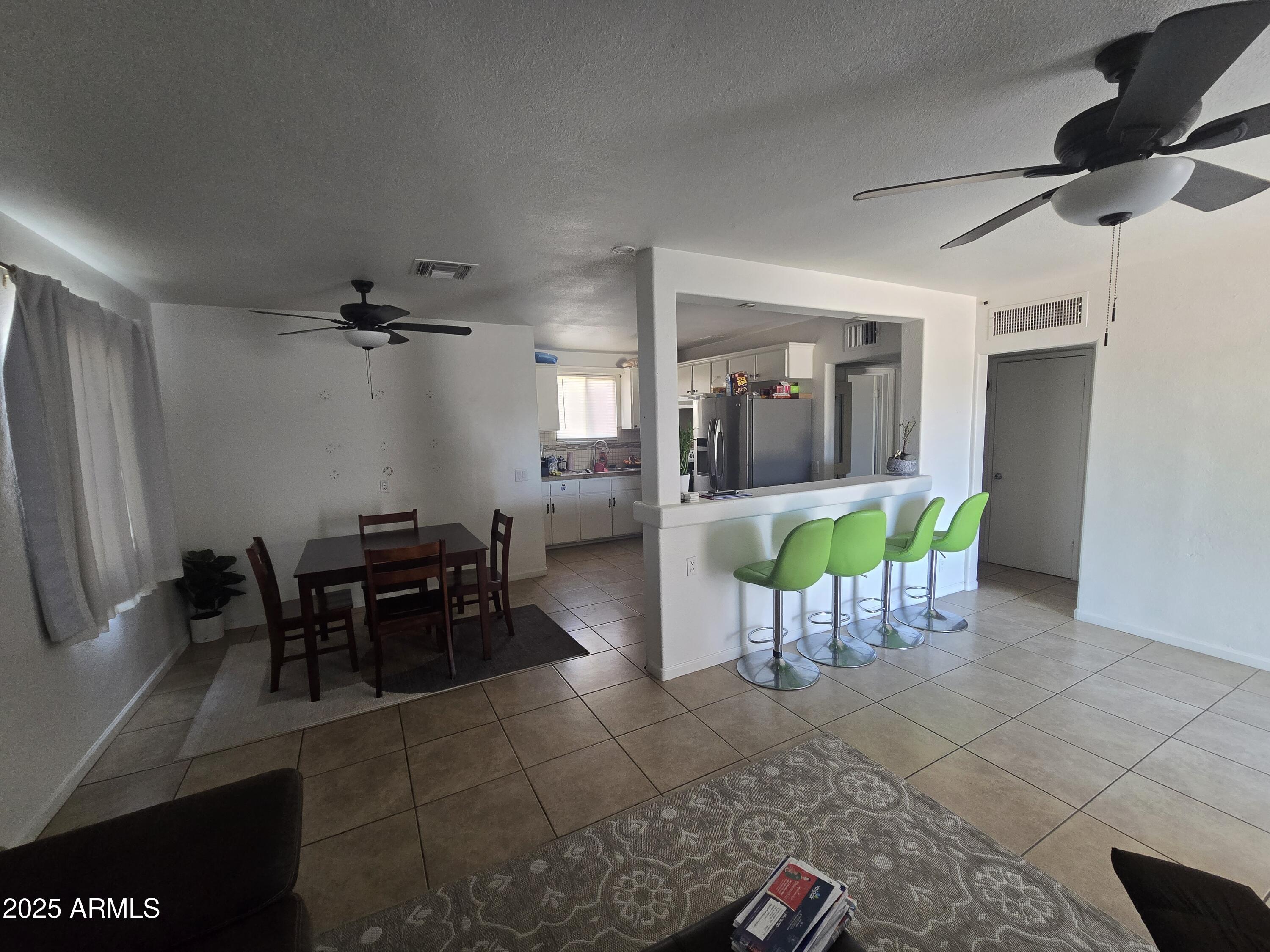 3845 North 15th Avenue Phoenix, AZ 85015 - Photo 4 of 10 20250924_141841