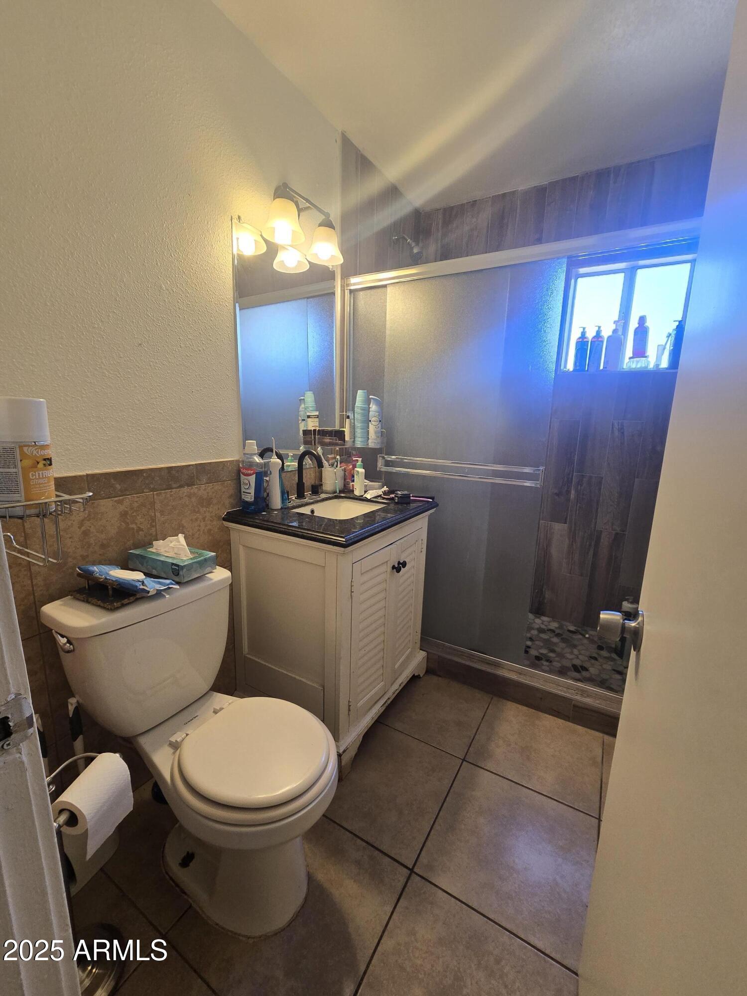 3845 North 15th Avenue Phoenix, AZ 85015 - Photo 10 of 10 20250924_142535