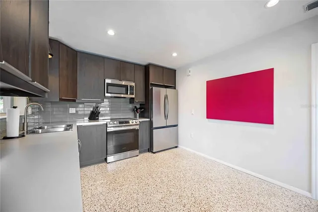 $555,000 | 2105 Hibiscus Street, Sarasota, FL 34239