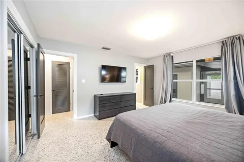 $555,000 | 2105 Hibiscus Street, Sarasota, FL 34239