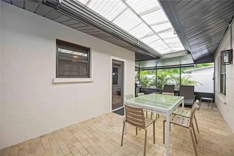 $555,000 | 2105 Hibiscus Street, Sarasota, FL 34239