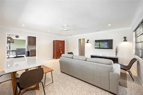 $555,000 | 2105 Hibiscus Street, Sarasota, FL 34239