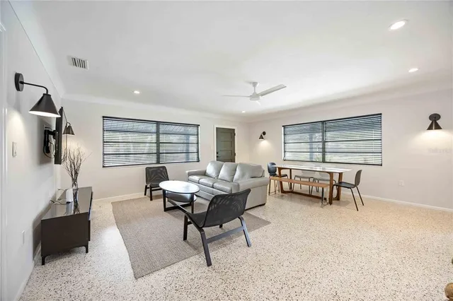 $555,000 | 2105 Hibiscus Street, Sarasota, FL 34239