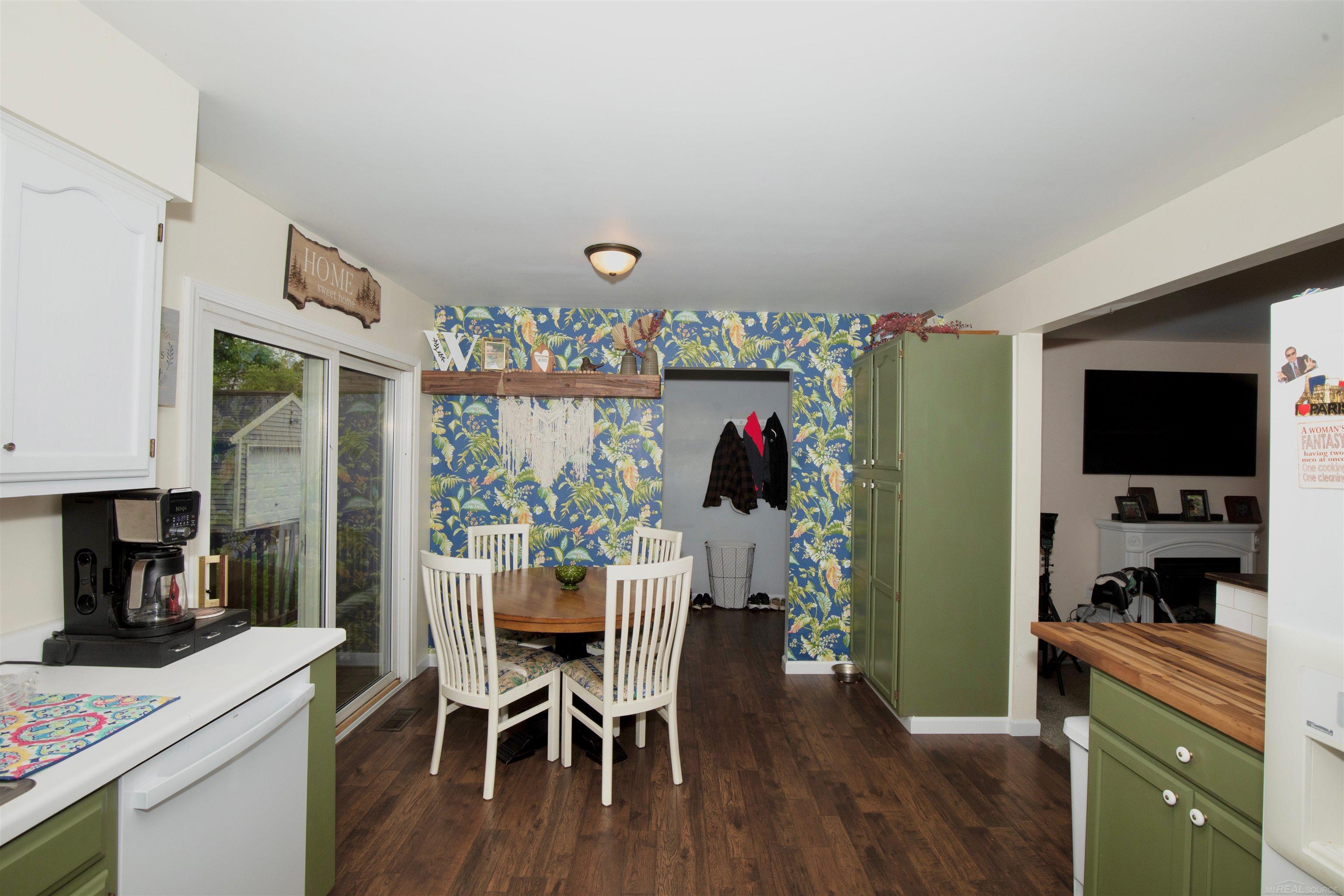 7494 Ravenswood Road Smiths Creek, MI 48074 - Photo 13 of 26 50179271-7b187e5b-9c0f-4bc9-9421-828c149ed807.JPG