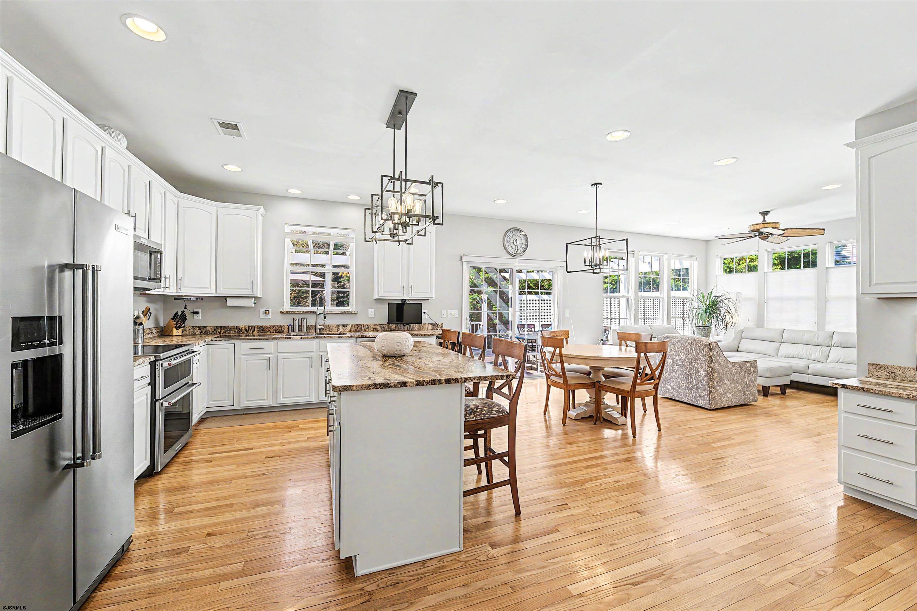 456 Exeter Court Galloway Township, NJ 08205 - Photo 12 of 45