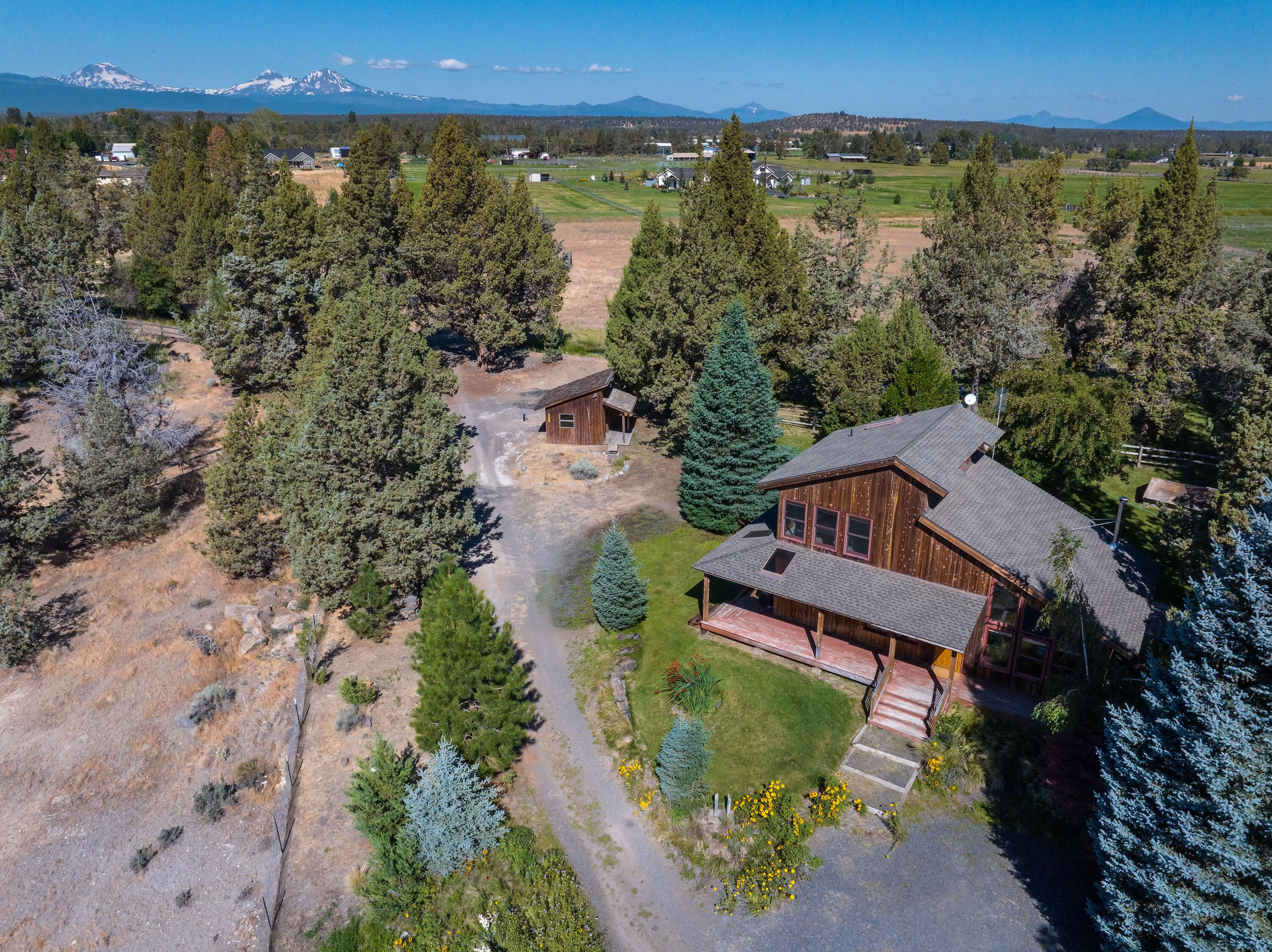 65701 Twin Bridges Road Bend, OR 97703 - Photo 36 of 44 32