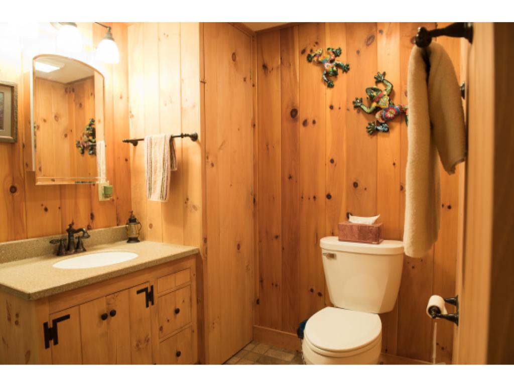 98 Shore Road Rumney, NH 03266 - Photo 29 of 34 Gallery Image 29