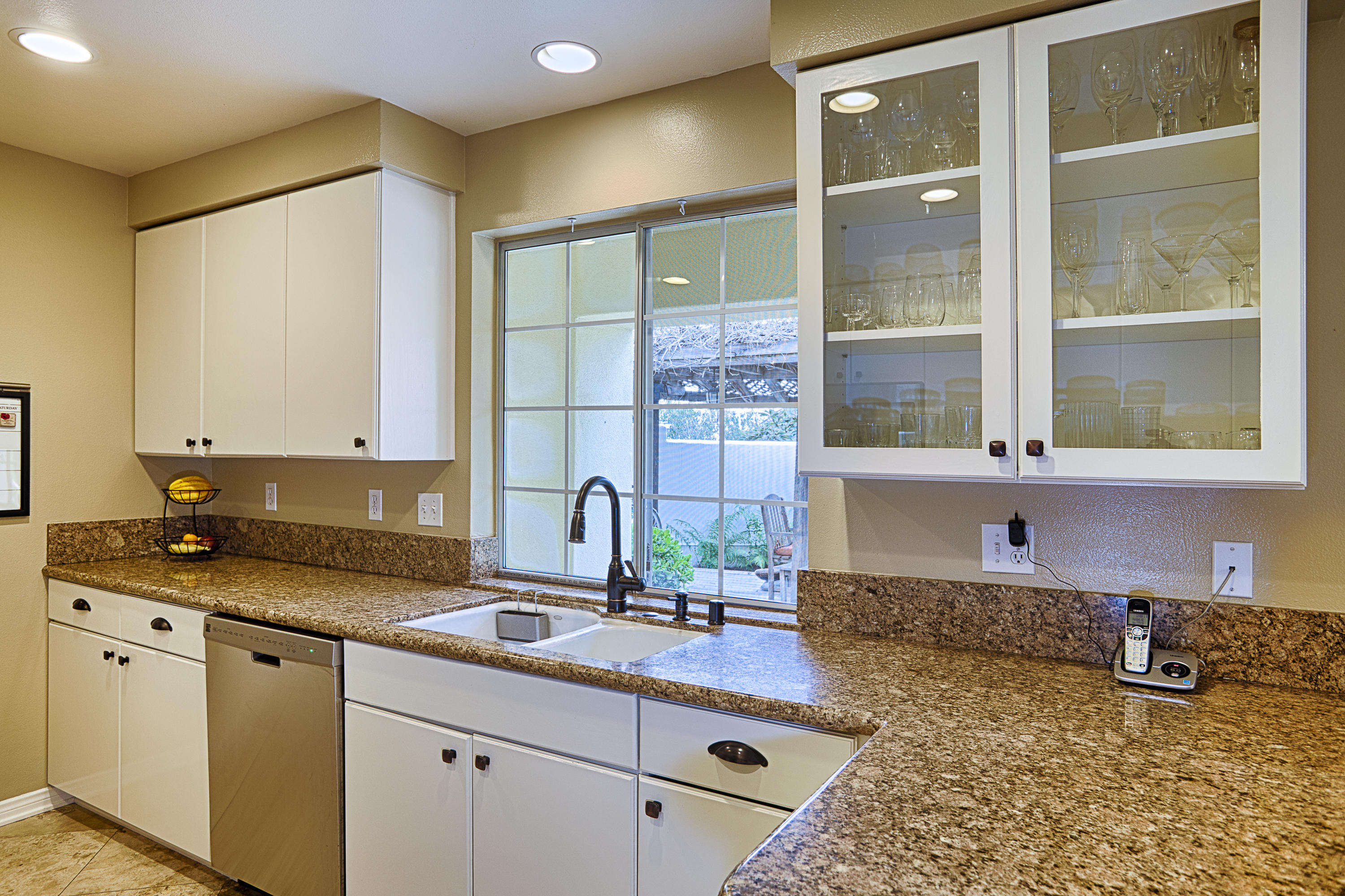 3992 Primavera Road Santa Barbara, CA 93110 - Photo 13 of 36 3992-Primavera-Road-15