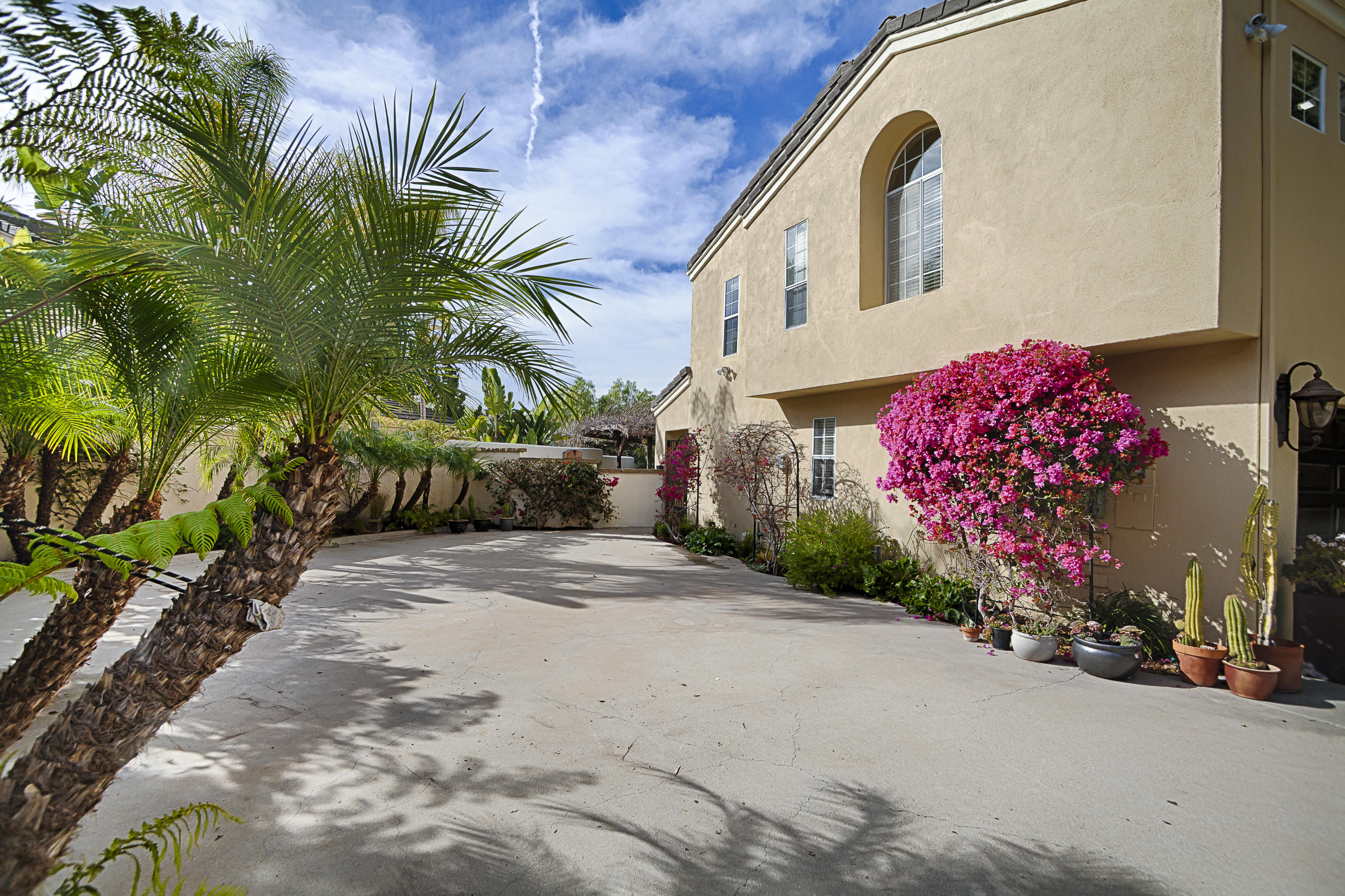 3992 Primavera Road Santa Barbara, CA 93110 - Photo 5 of 36 3992-Primavera-Road-4