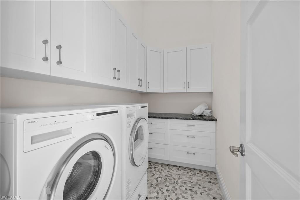 590 Carica Road Naples, FL 34108 - Photo 34 of 46