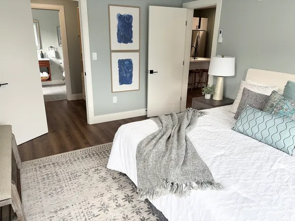 $2,500 | 1391 Main Street, Unit 301, Walpole, MA 02081