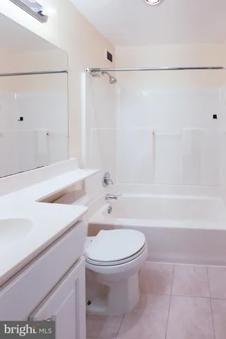 $2,000 | 1730 Arlington Boulevard, Unit 406, Arlington, VA 22209