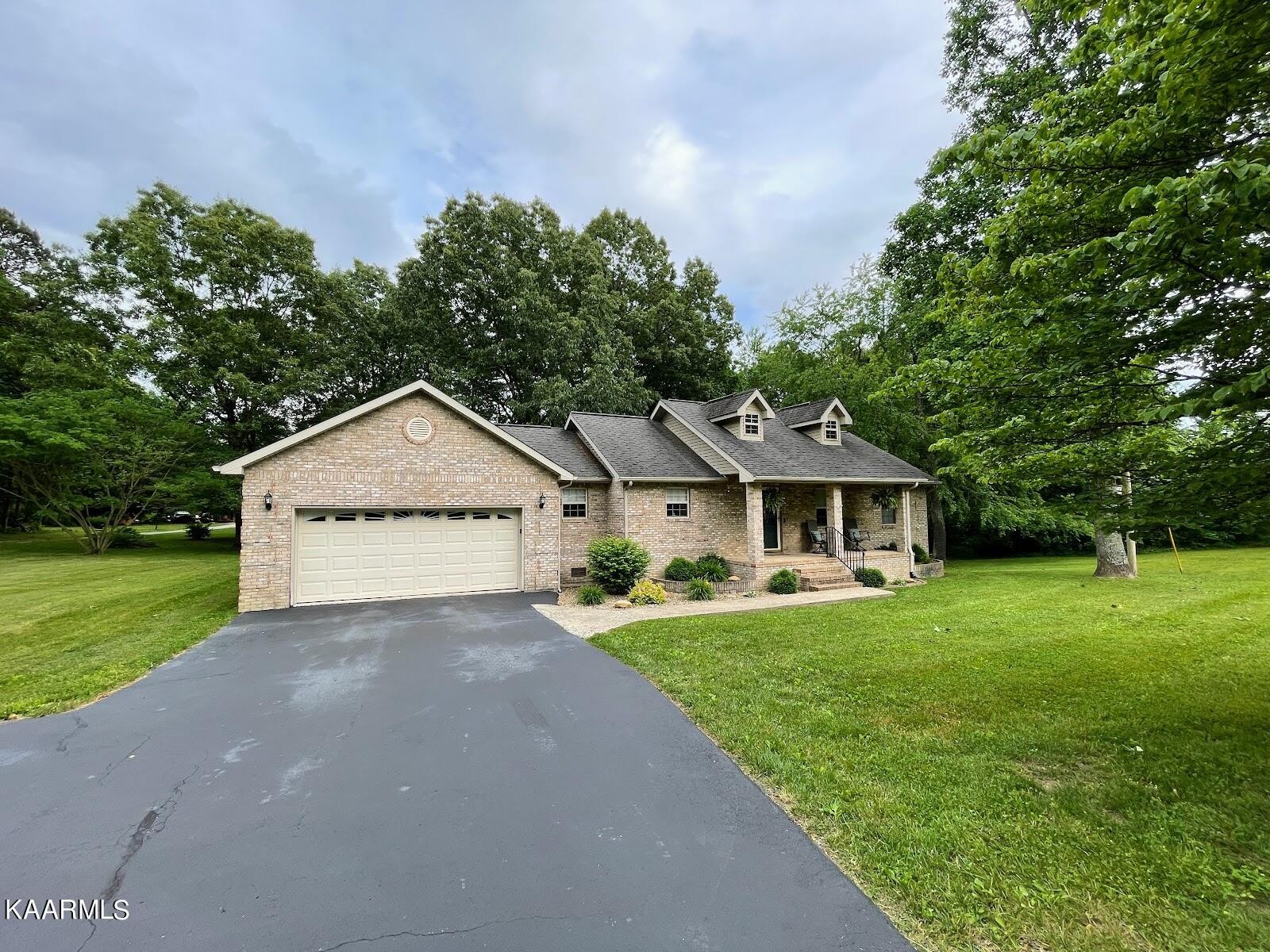 1211 Model Farm Road Jamestown, TN 38556 - Photo 11 of 37 Gallery Image 11