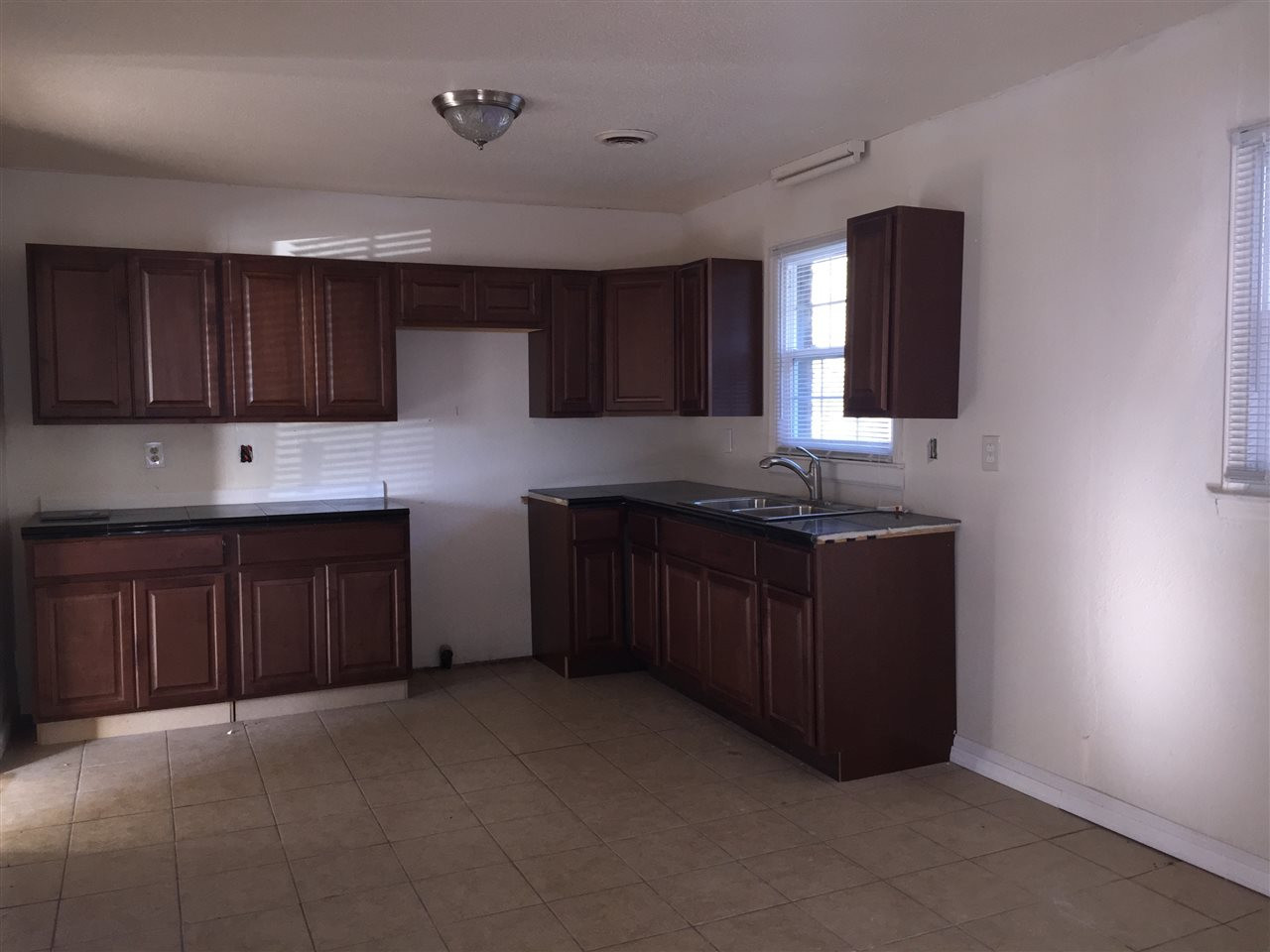 600 Clayton Road Durham, NC 27703 - Photo 2 of 16 Photo 2