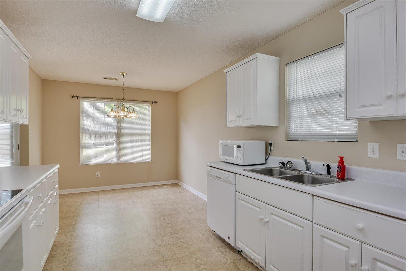 4712 Bantry Road Grovetown, GA 30813 - Photo 13 of 27 13-113-DSC_2624LRenfuse