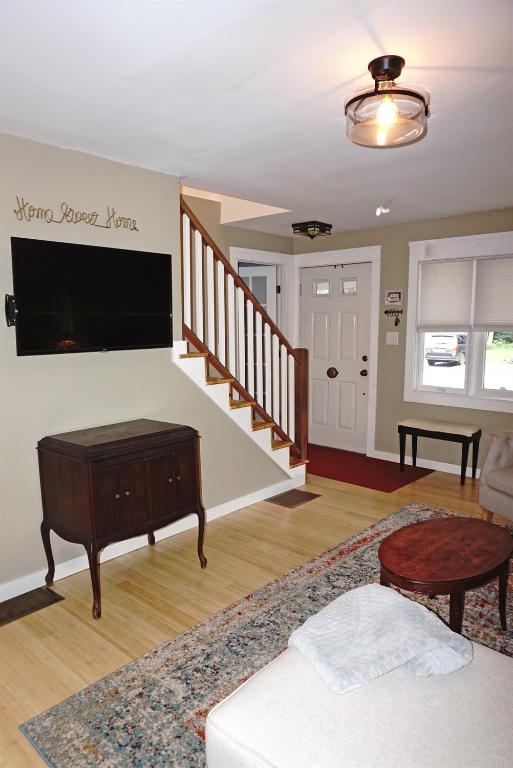 511 Main Street Andes, NY 13731 - Photo 3 of 52