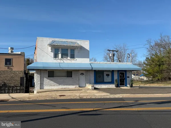 $1,700 | 69 Berlin Road, Unit B, Clementon, NJ 08021
